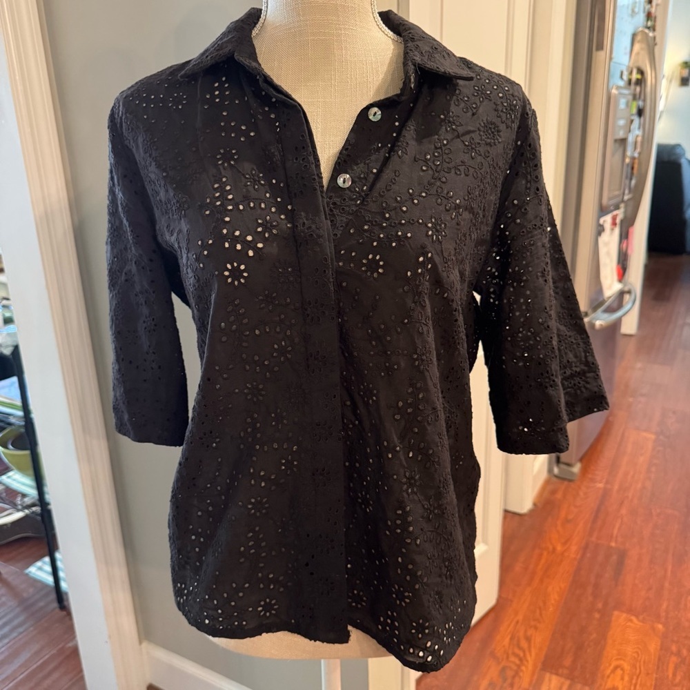 Draper James Black Eyelet Blouse NWT - Picture 10 of 10